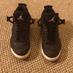 JORDAN 4’s size 13